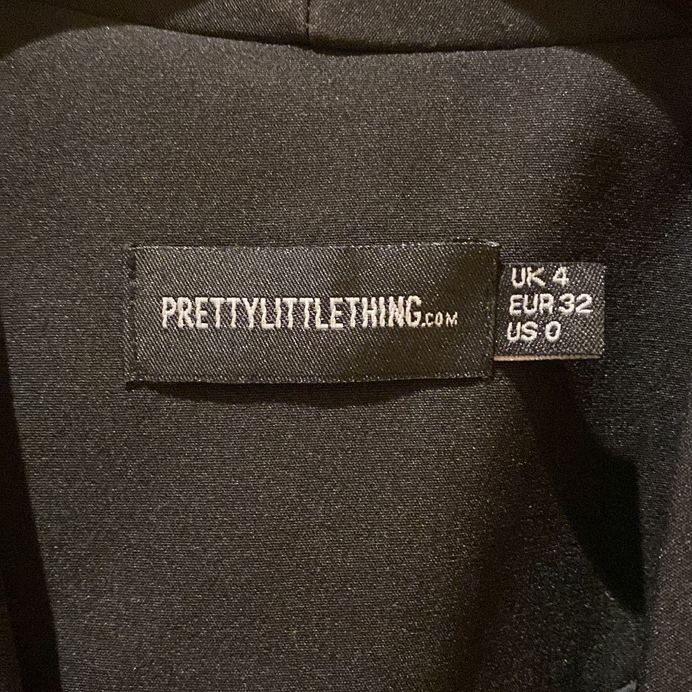 Pretty Little Thing Blazer Dress - Picture 8 of 8